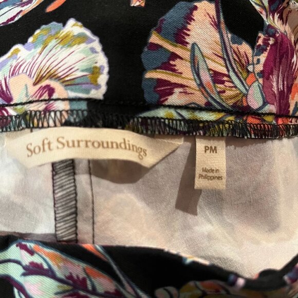 Soft Surroundings Pull On Floral Cropped scalloped hem pants capris NWOT Sz PM - Picture 7 of 8